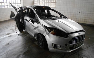 Schadewagen in het slooppark van Auto Demontage Overpelt